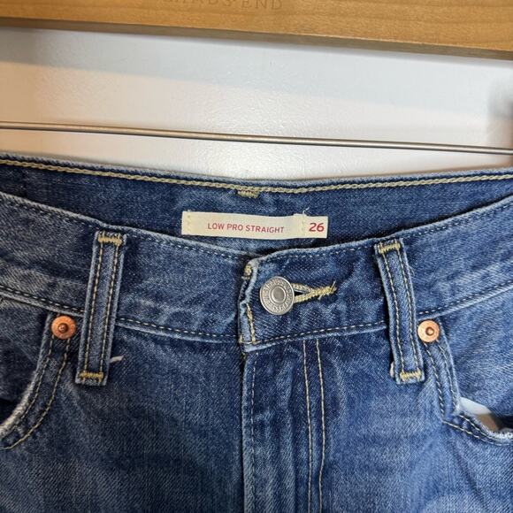 Levi’s Low Pro Straight Mid Rise Distressed Knees Dark Wash Jeans Size 26 - Picture 3 of 6